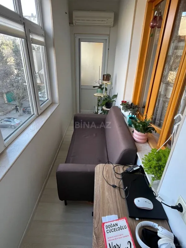 Satılır 5 otaqlı mənzil 116 m²