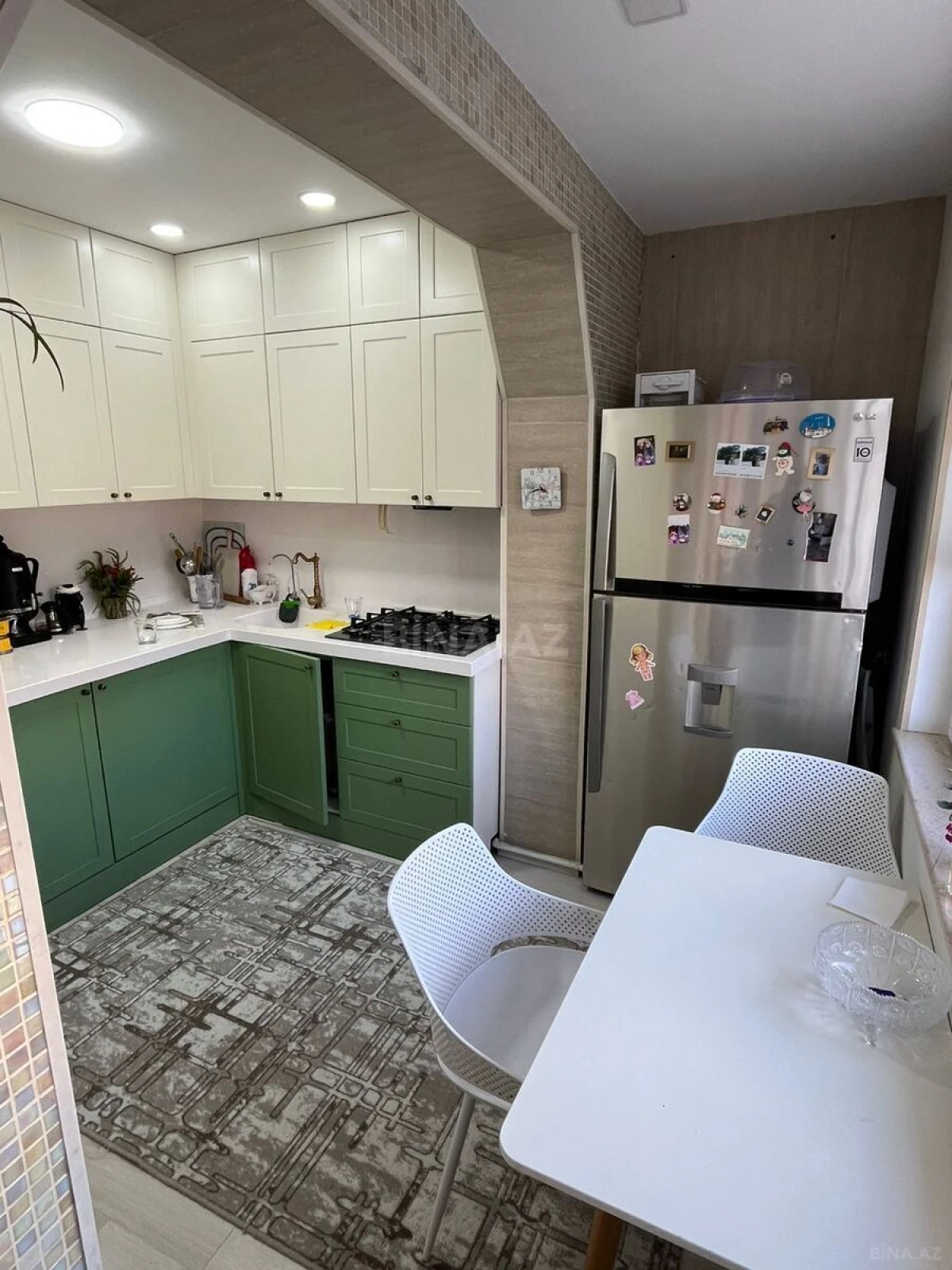 Satılır 5 otaqlı mənzil 116 m²