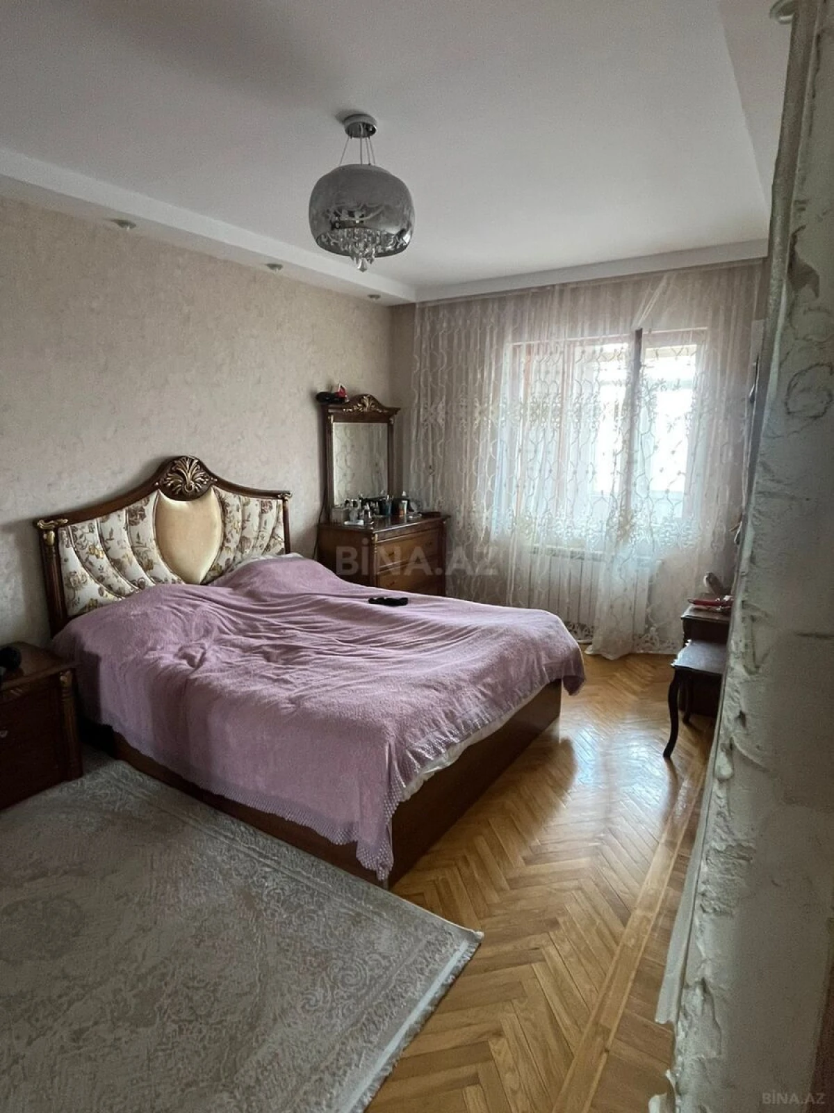 Satılır 5 otaqlı mənzil 116 m²