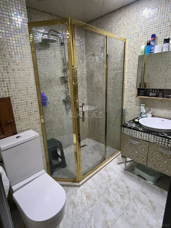 Satılır 5 otaqlı mənzil 116 m²