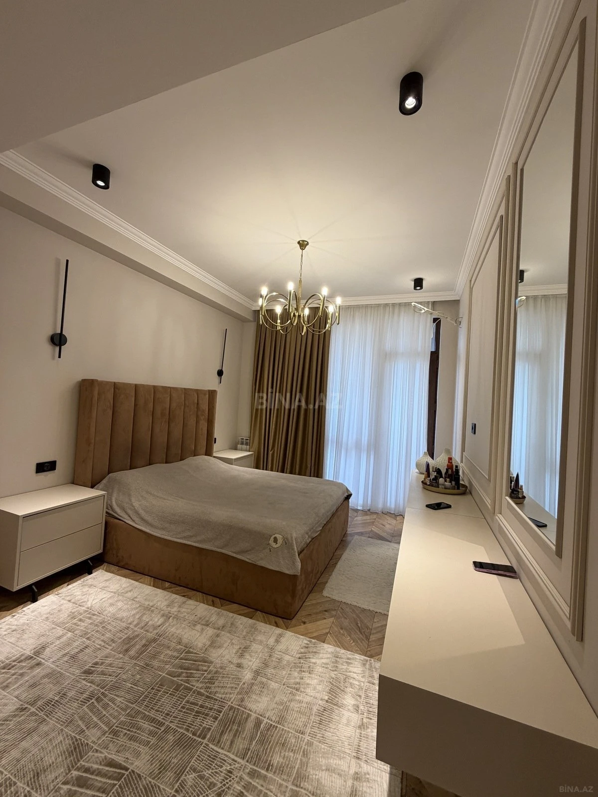Satılır 3 otaqlı mənzil 100 m²