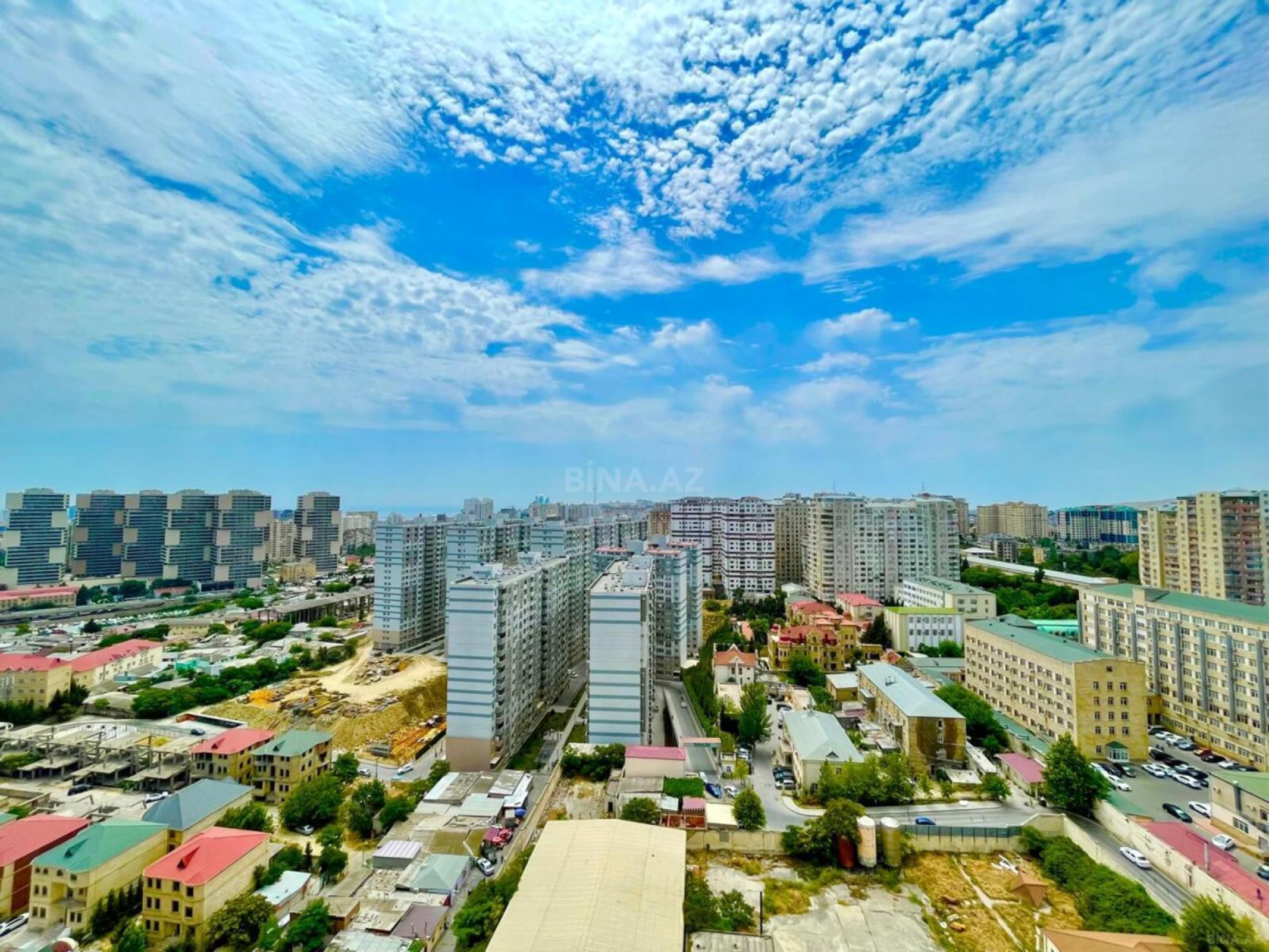 Kirayə verilir 2 otaqlı mənzil 70 m²