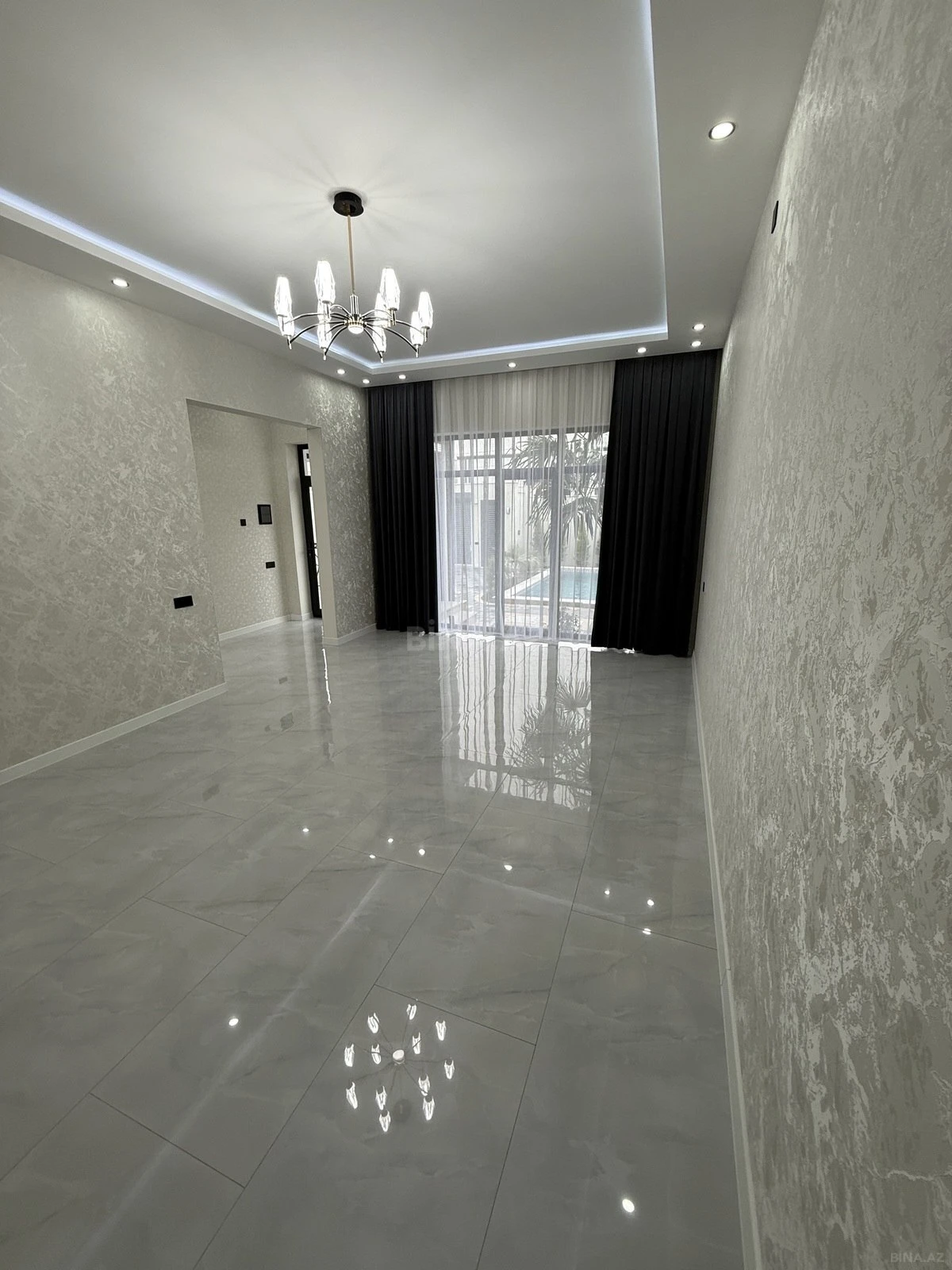 Satılır 4 otaqlı həyət evi 150 m²
