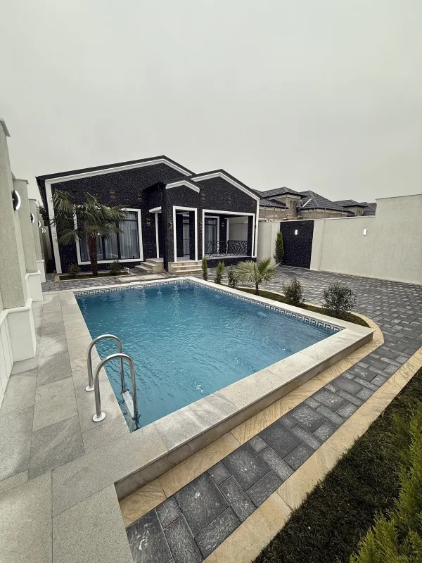 Satılır 4 otaqlı həyət evi 150 m²