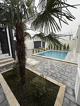 Satılır 4 otaqlı həyət evi 150 m²