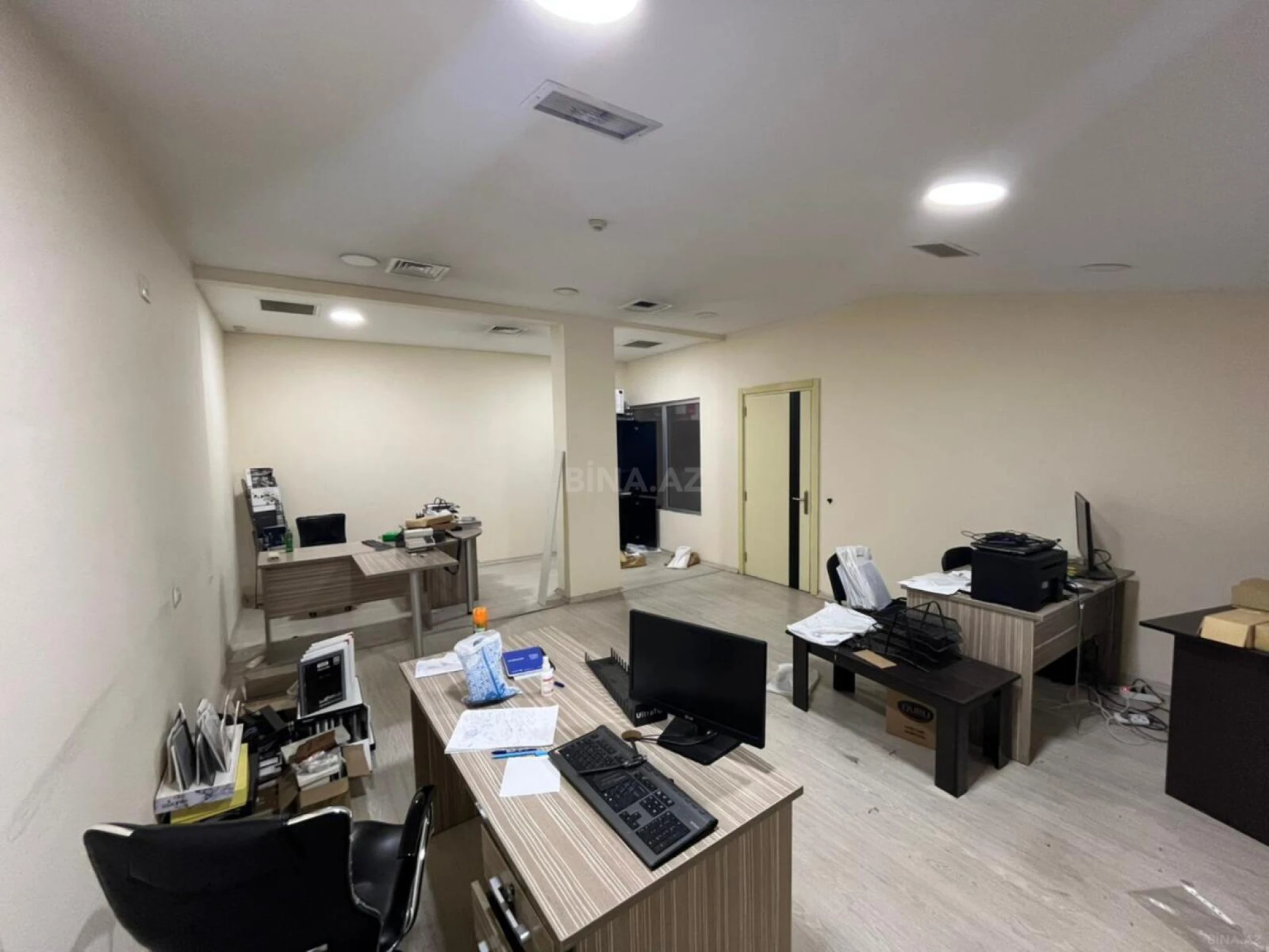 Kirayə verilir 1 otaqlı ofis 35 m²