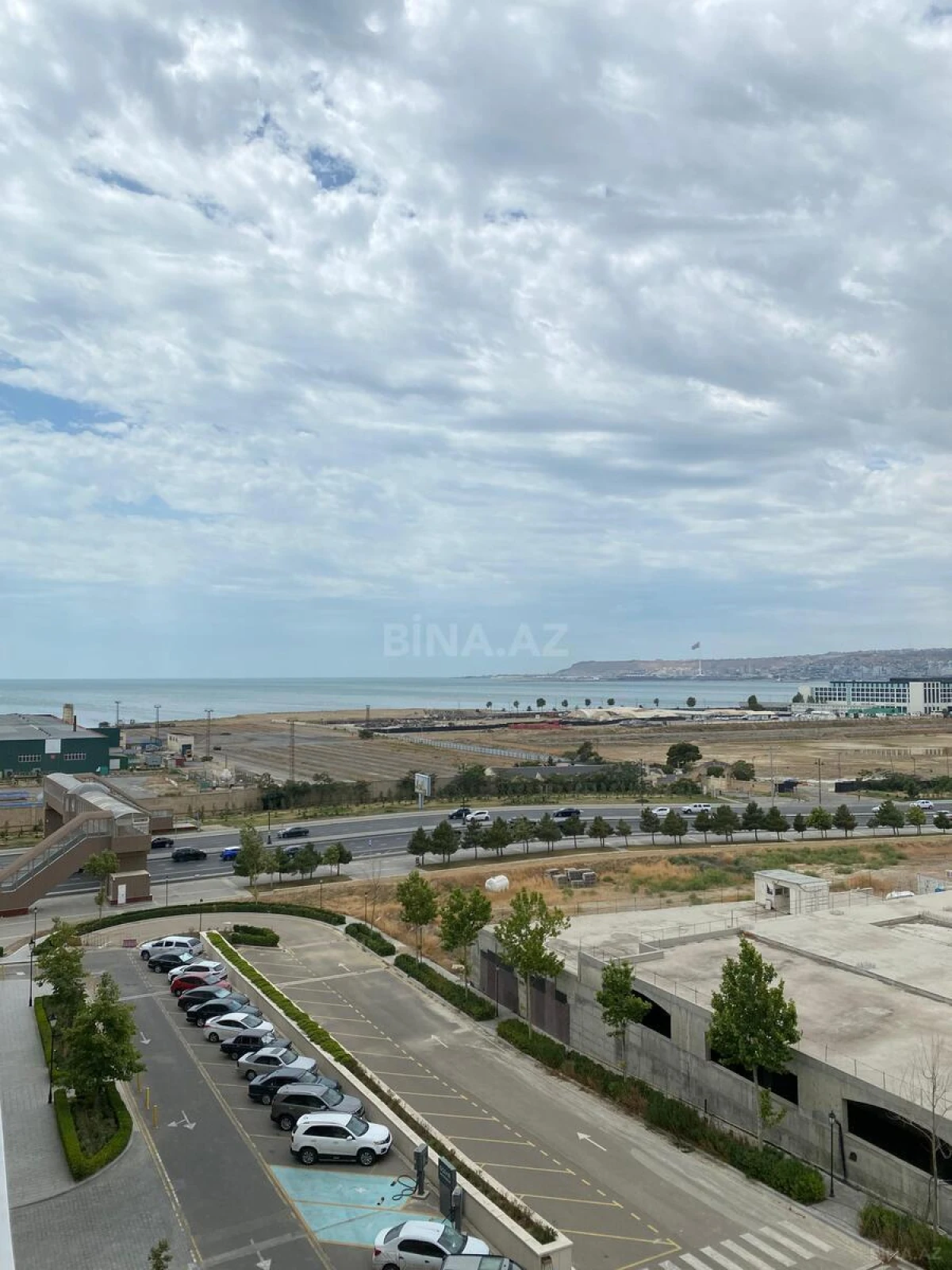 Kirayə verilir 2 otaqlı mənzil 63 m²