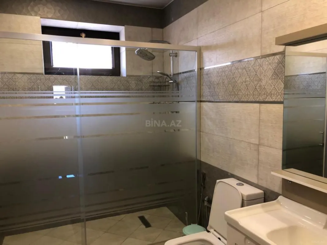 Kirayə verilir 6 otaqlı həyət evi 320 m²