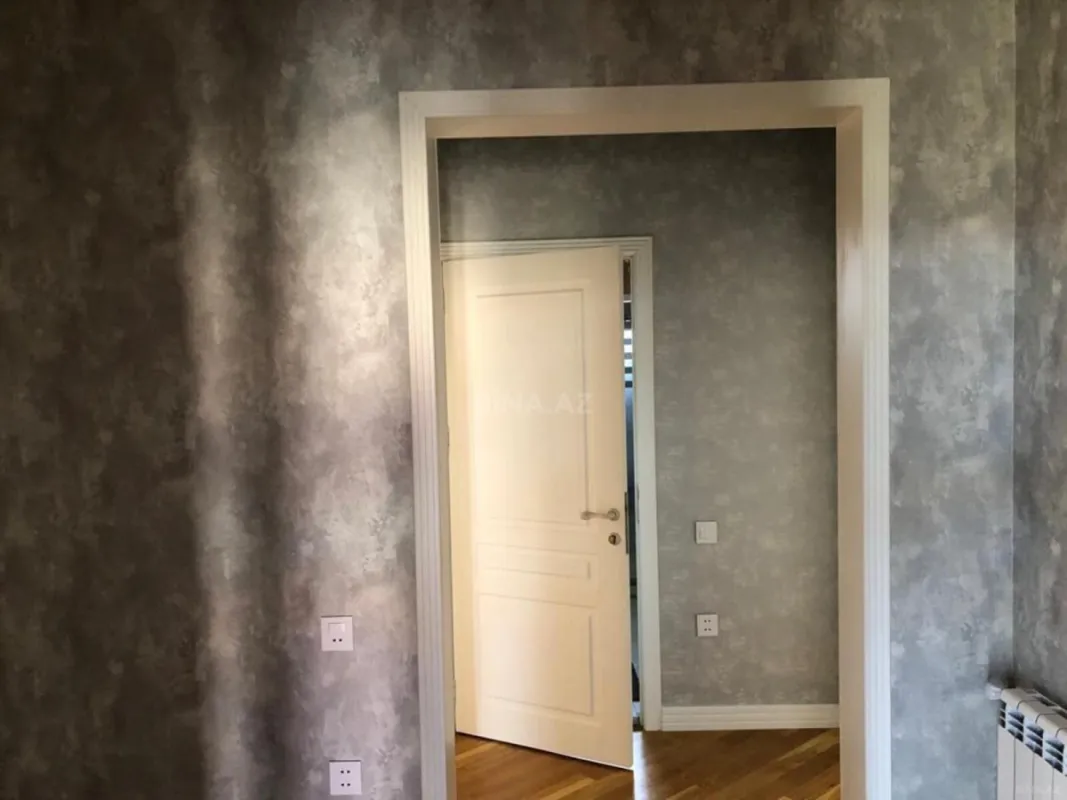 Kirayə verilir 6 otaqlı həyət evi 320 m²