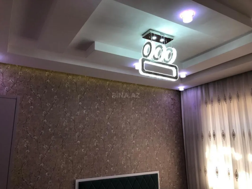 Kirayə verilir 6 otaqlı həyət evi 320 m²