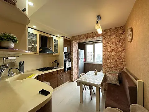 Satılır 3 otaqlı mənzil 80 m²