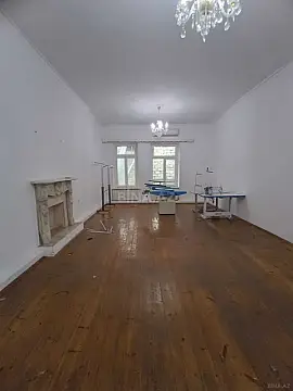 Kirayə verilir 4 otaqlı mənzil 120 m²