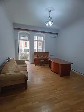 Kirayə verilir 4 otaqlı mənzil 120 m²