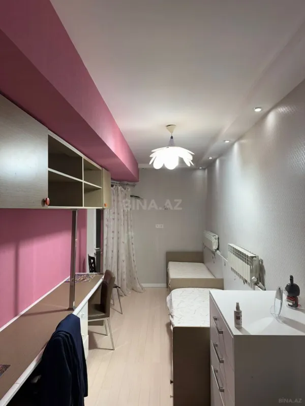 Kirayə verilir 3 otaqlı mənzil 140 m²