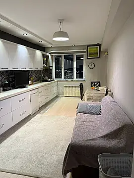 Kirayə verilir 3 otaqlı mənzil 140 m²