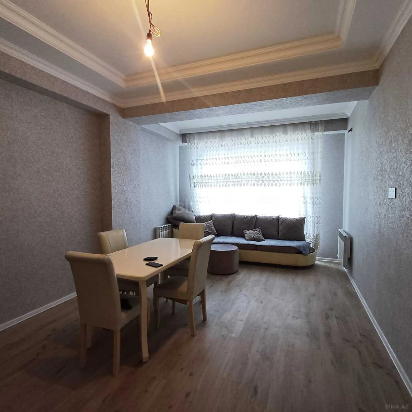 Kirayə verilir 2 otaqlı mənzil 66 m²