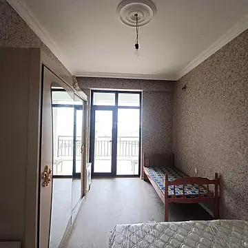 Kirayə verilir 2 otaqlı mənzil 66 m²