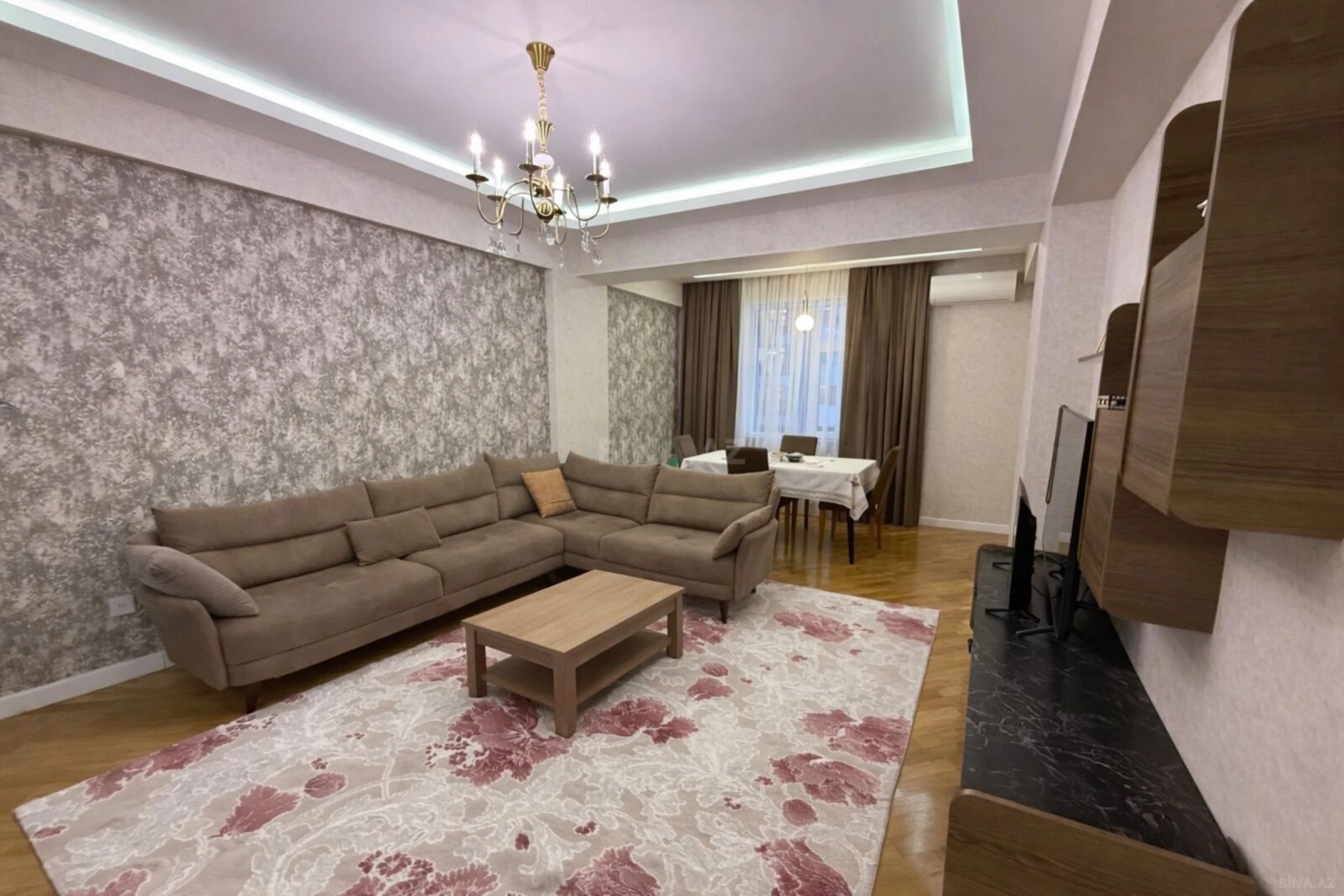 Satılır 3 otaqlı mənzil 95 m²