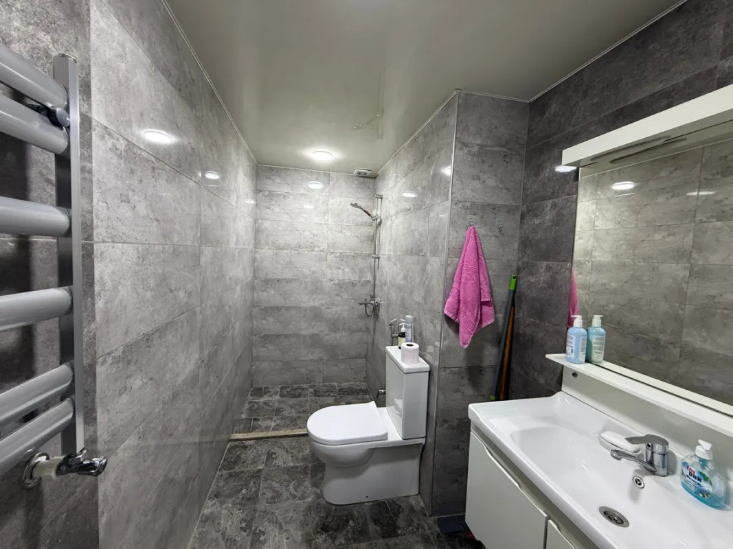 Satılır 3 otaqlı mənzil 95 m²