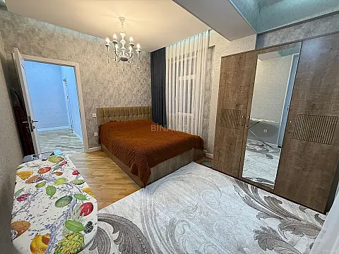 Satılır 3 otaqlı mənzil 95 m²