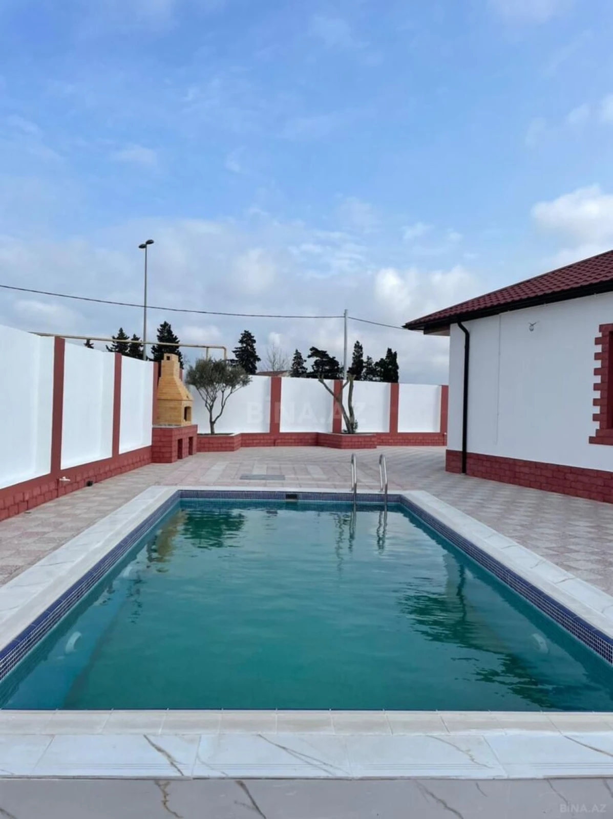 Kirayə verilir 4 otaqlı həyət evi 220 m²