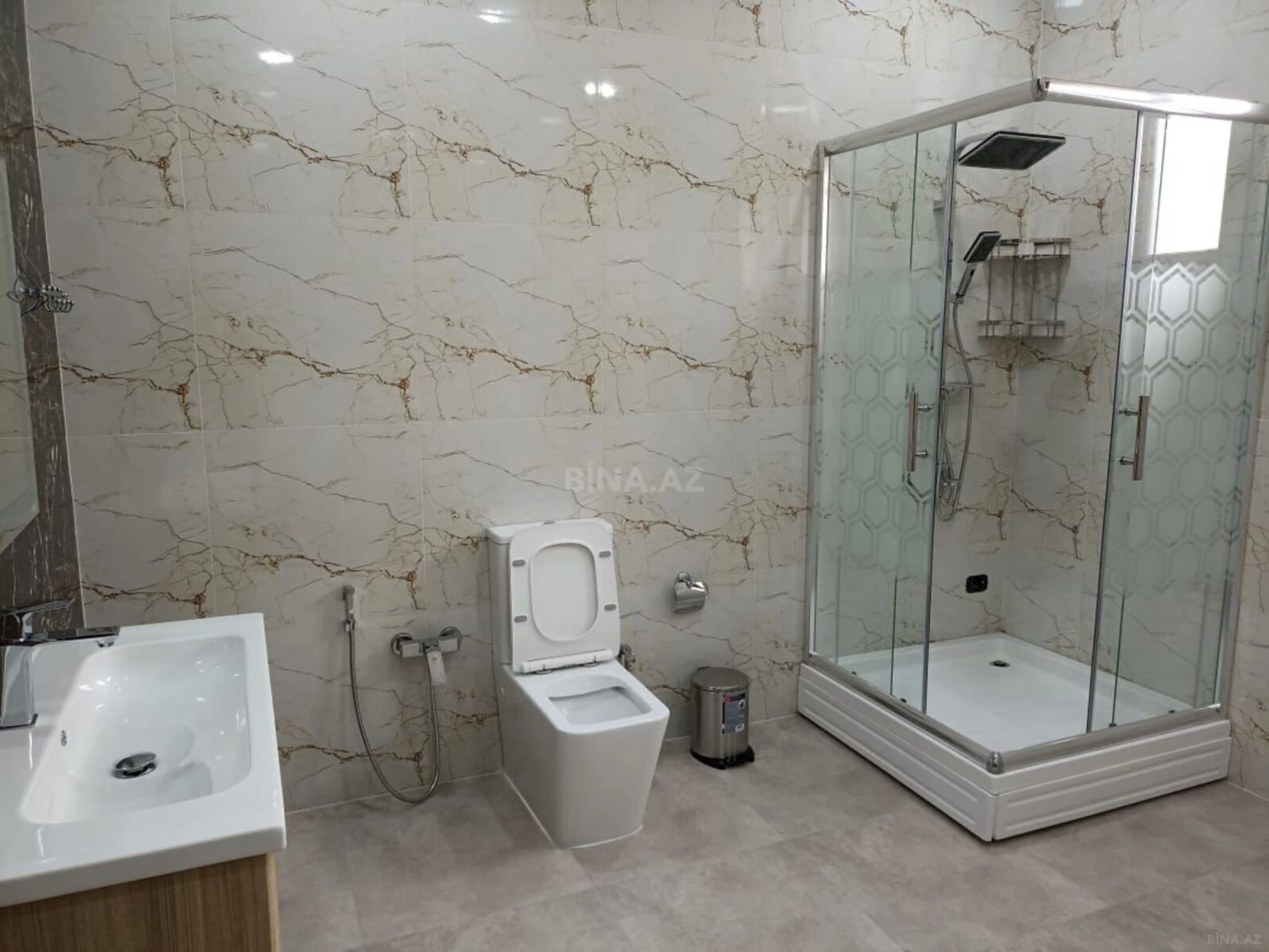 Kirayə verilir 4 otaqlı həyət evi 220 m²