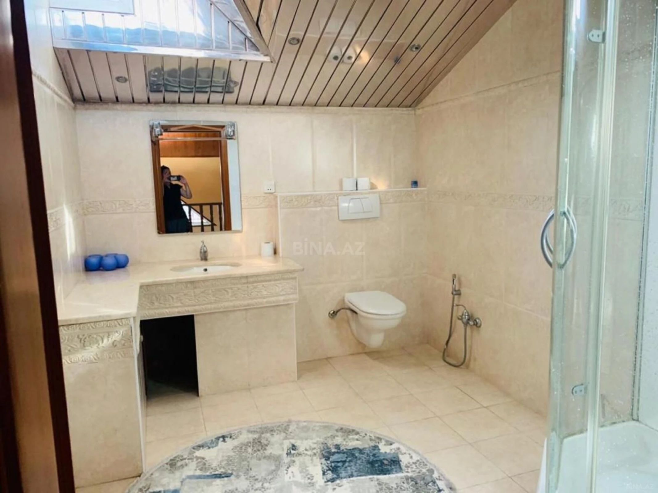 Kirayə verilir 4 otaqlı həyət evi 220 m²