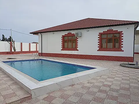 Kirayə verilir 4 otaqlı həyət evi 220 m²