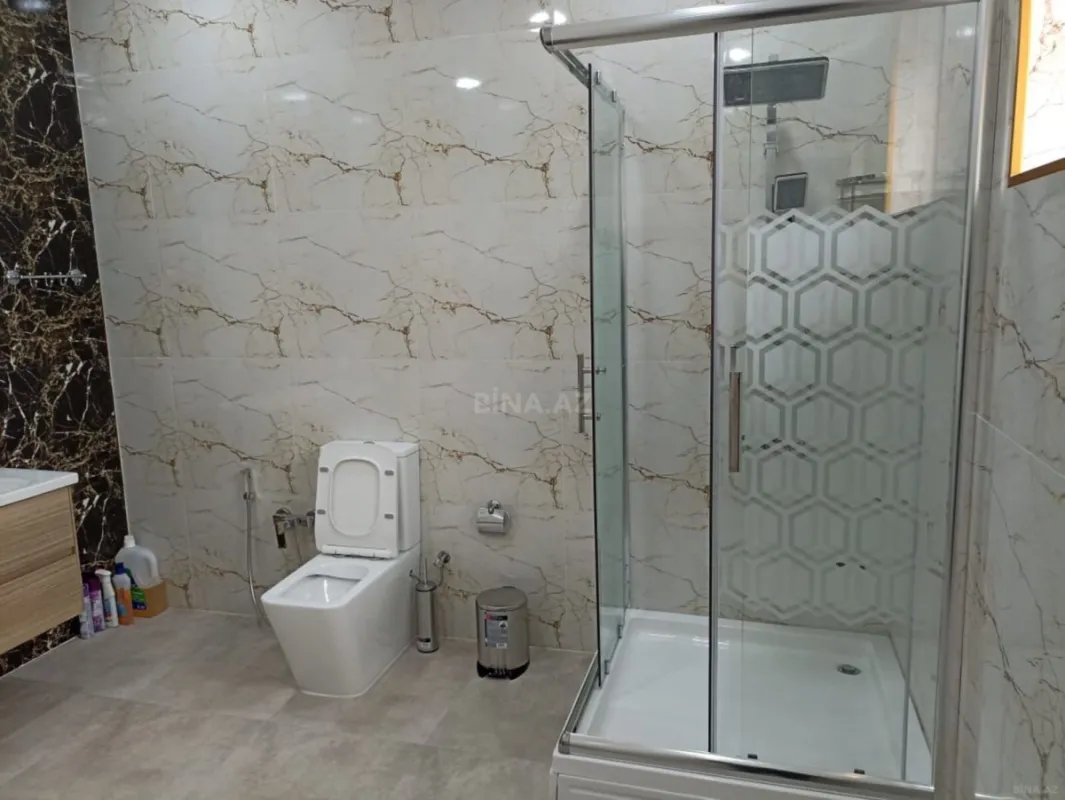 Kirayə verilir 4 otaqlı həyət evi 220 m²