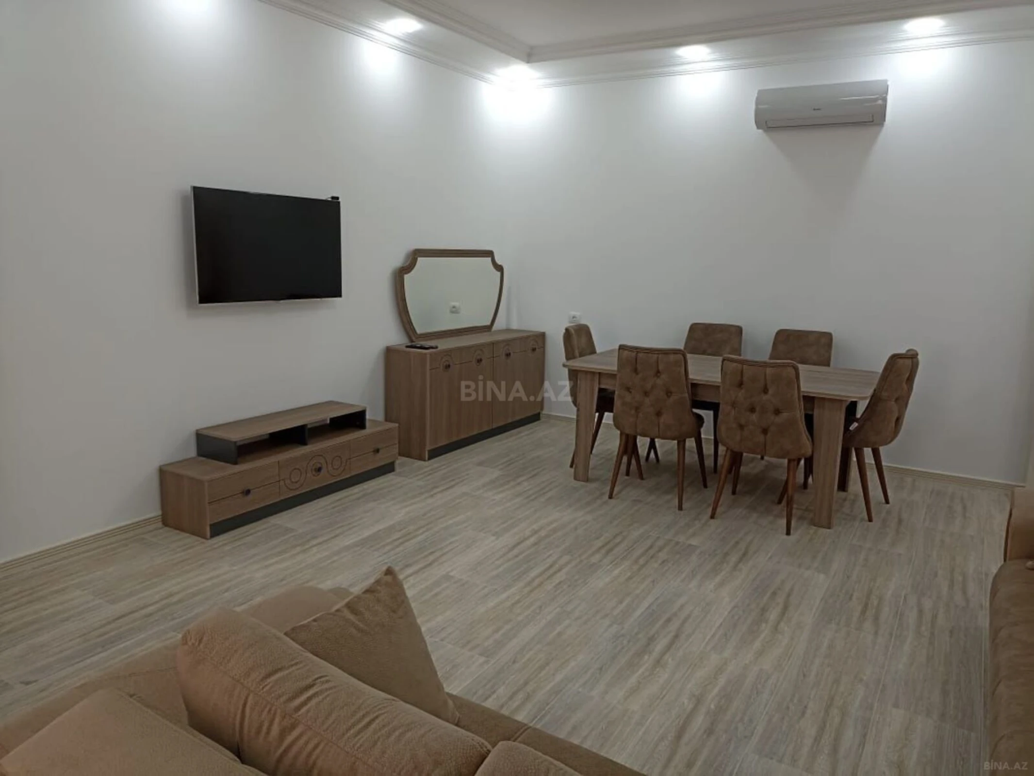 Kirayə verilir 4 otaqlı həyət evi 220 m²