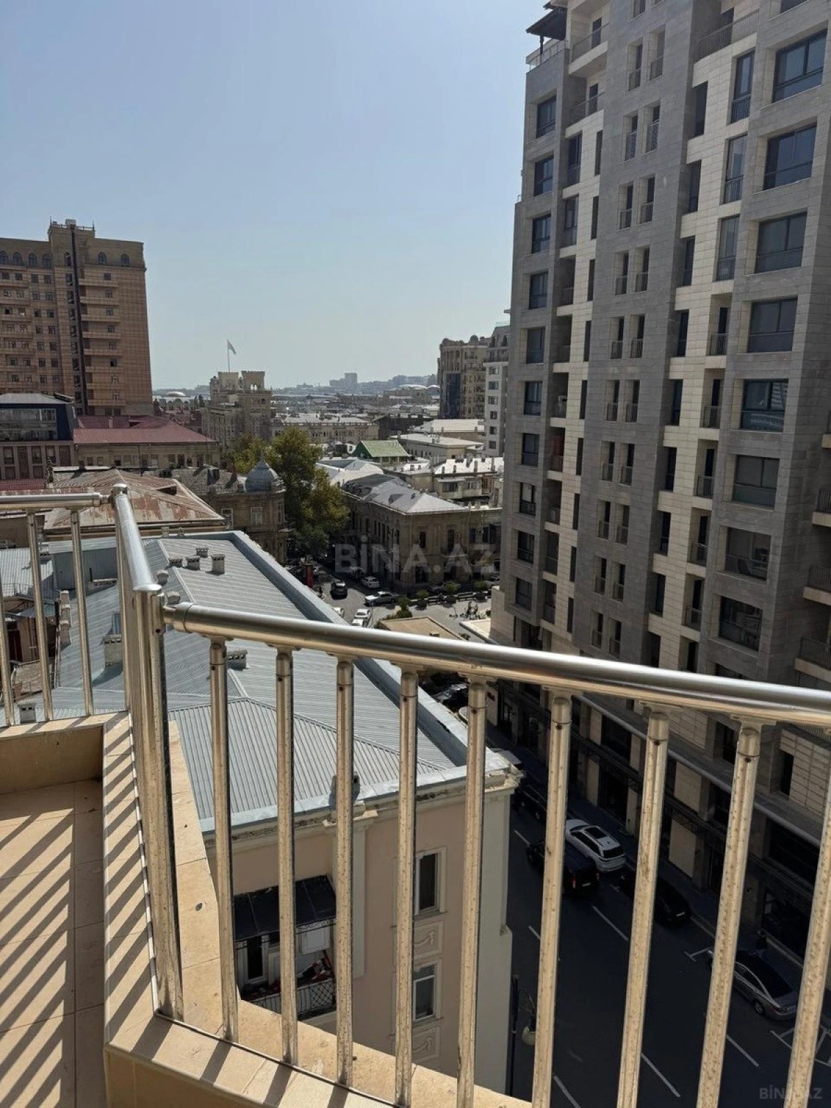 Kirayə verilir 5 otaqlı ofis 220 m²