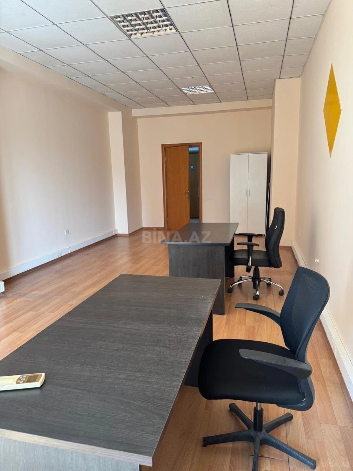 Kirayə verilir 5 otaqlı ofis 220 m²