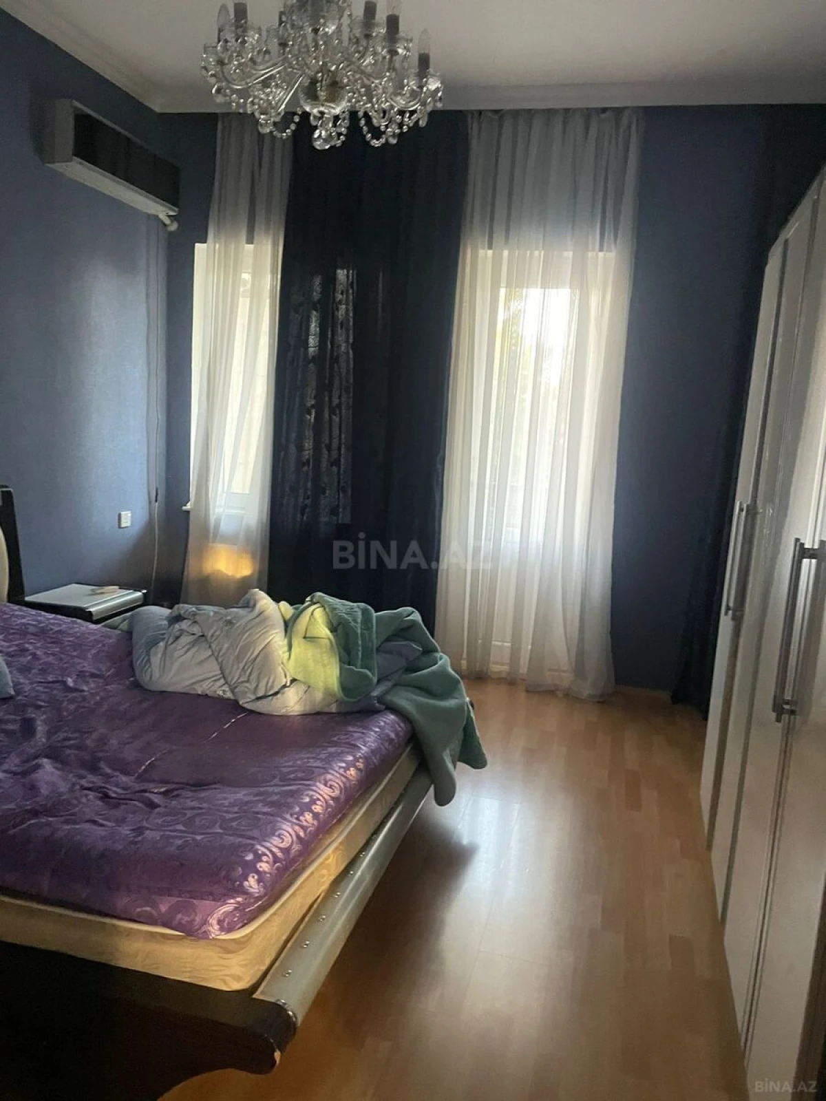 Satılır 6 otaqlı həyət evi 202 m²