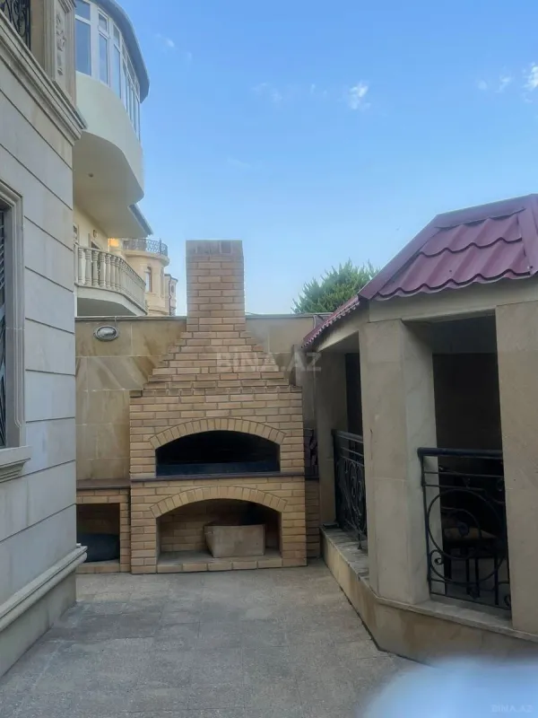 Satılır 6 otaqlı həyət evi 202 m²