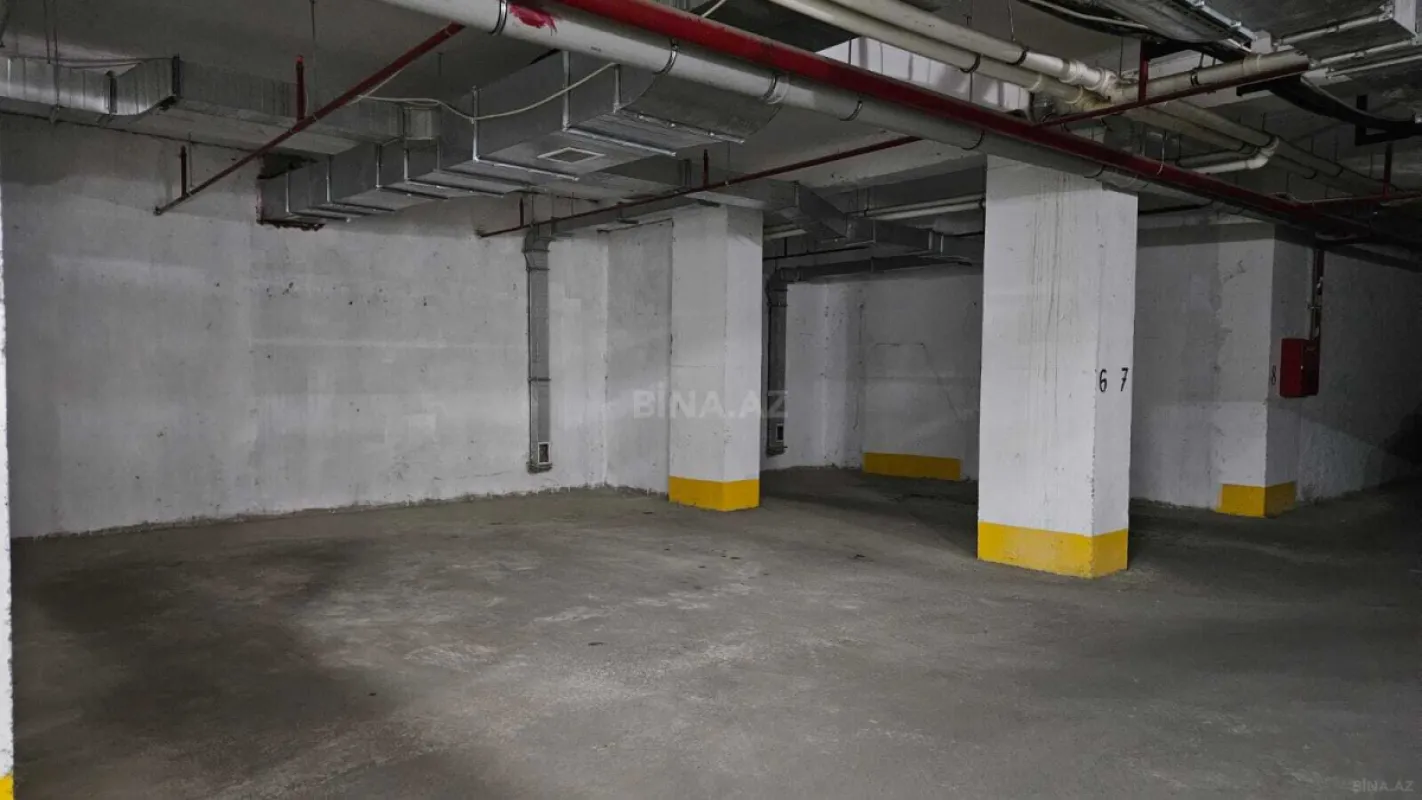 Kirayə verilir 4 otaqlı mənzil 140 m²