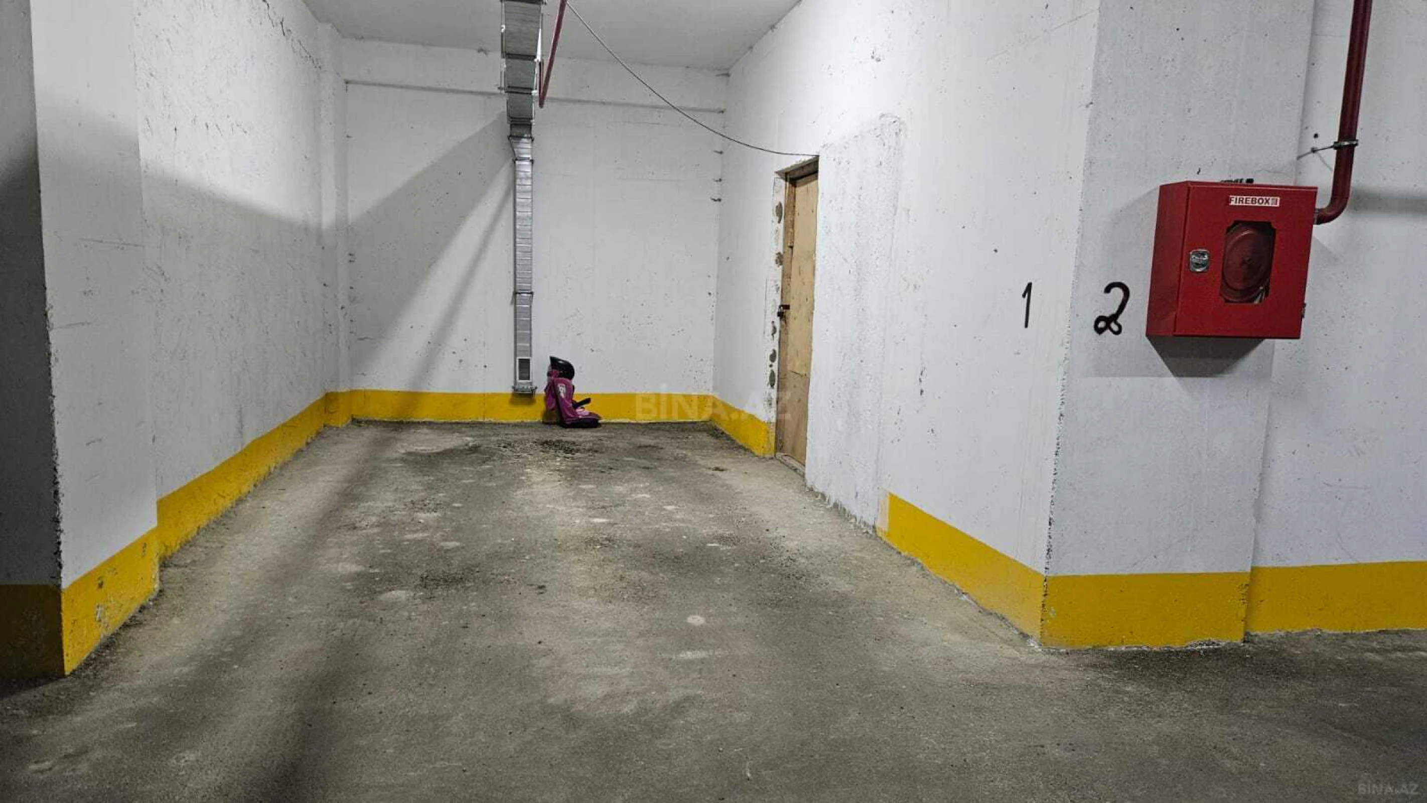 Kirayə verilir 4 otaqlı mənzil 140 m²