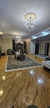 Satılır 9 otaqlı həyət evi 420 m²