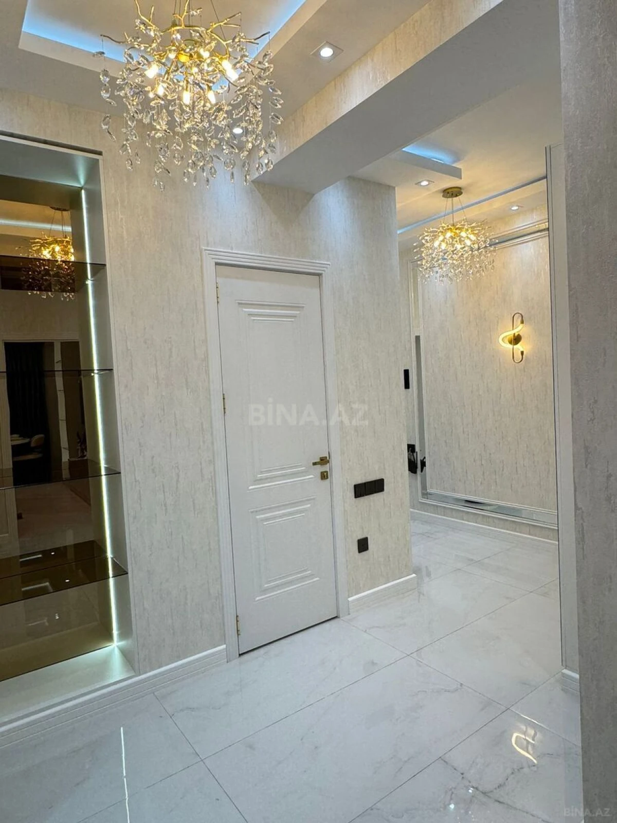 Kirayə verilir 2 otaqlı mənzil 92 m²