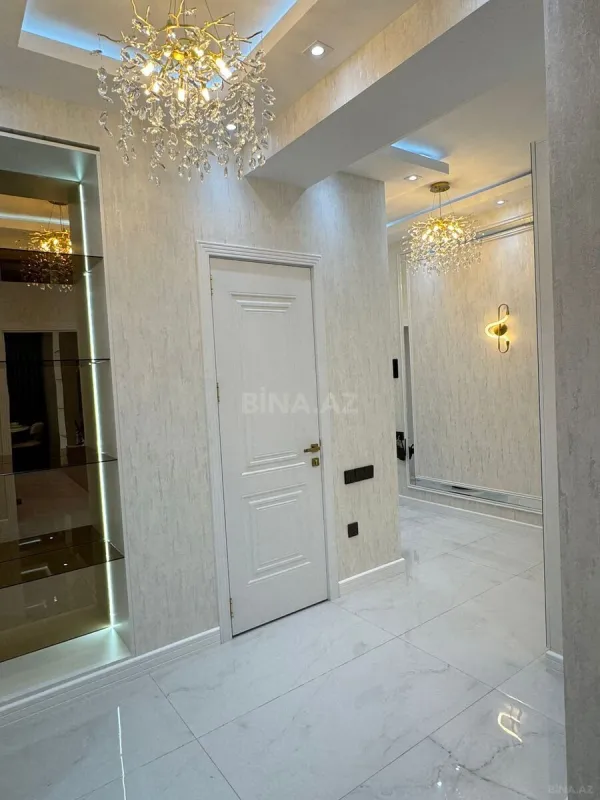 Kirayə verilir 2 otaqlı mənzil 92 m²