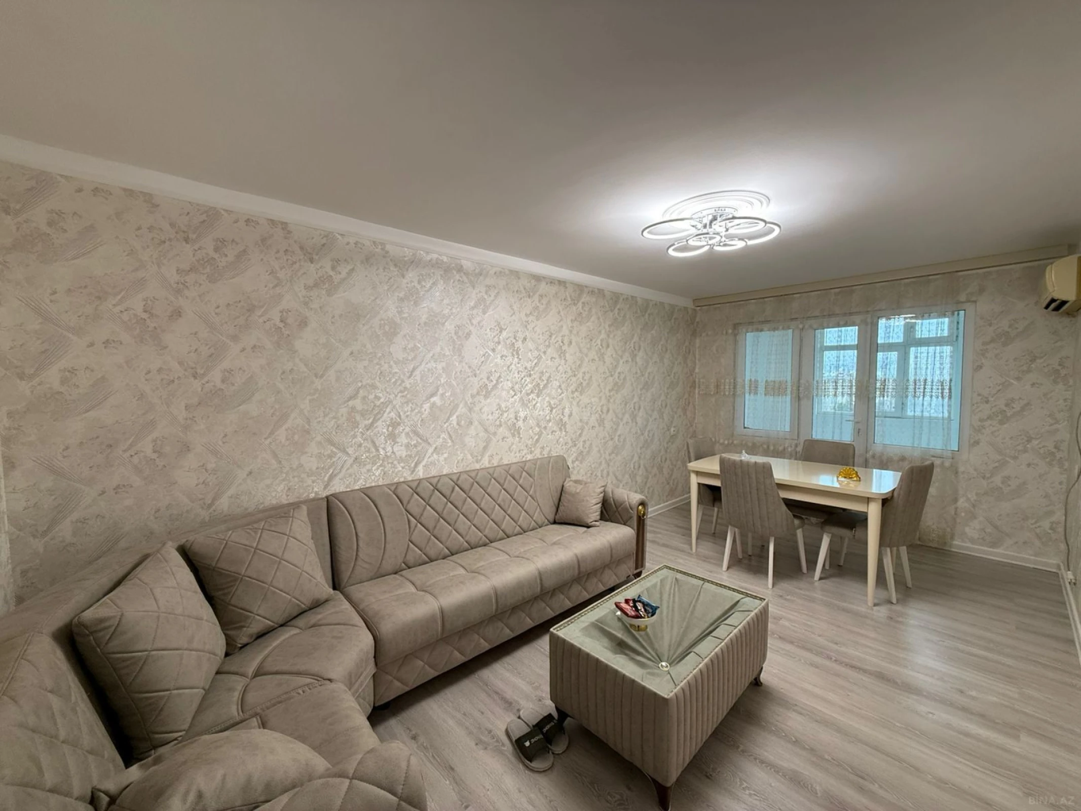 Satılır 2 otaqlı mənzil 55 m²