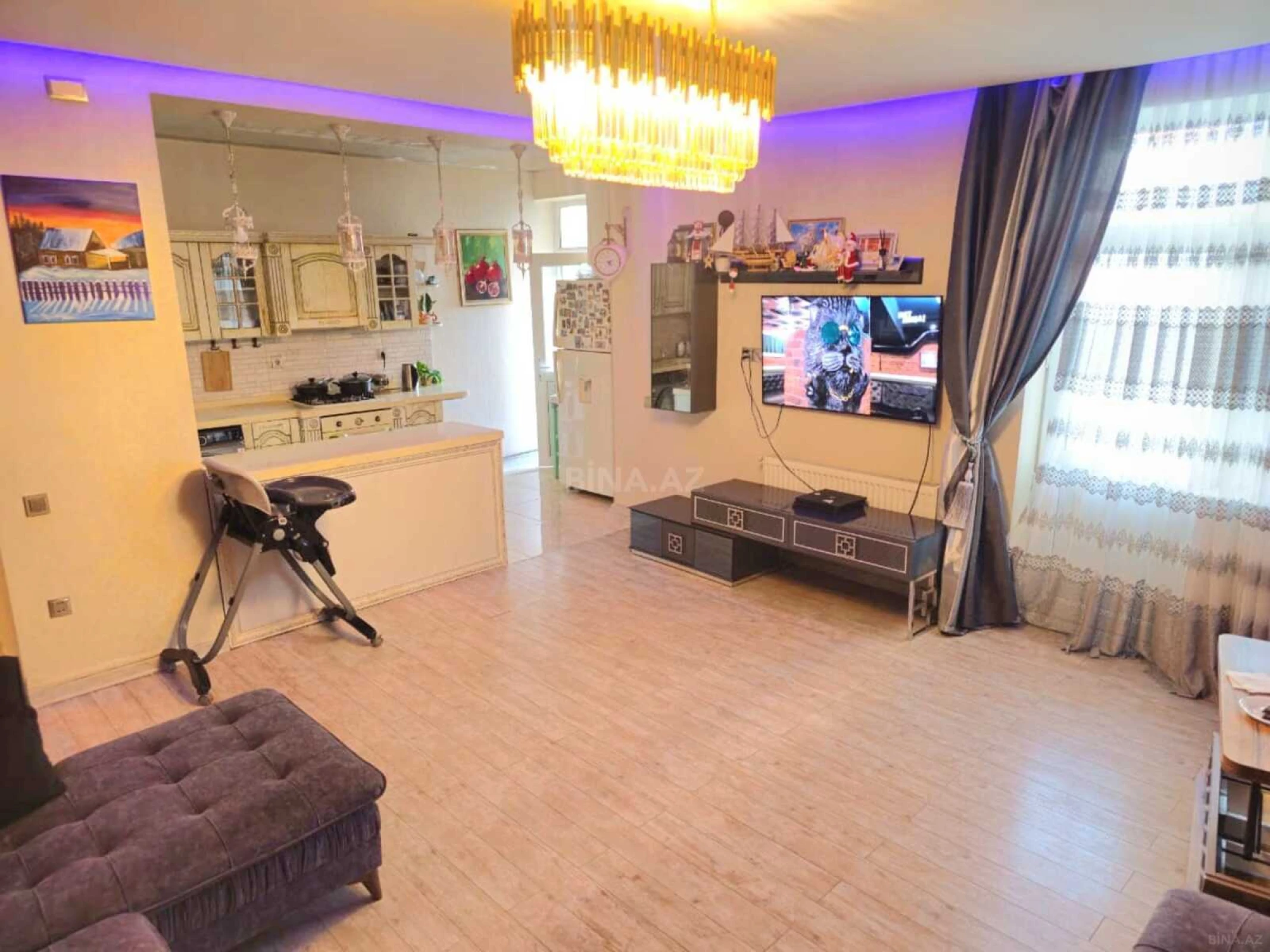 Satılır 3 otaqlı mənzil 129 m²