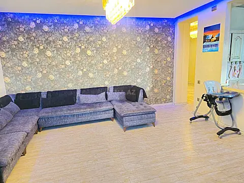 Satılır 3 otaqlı mənzil 129 m²
