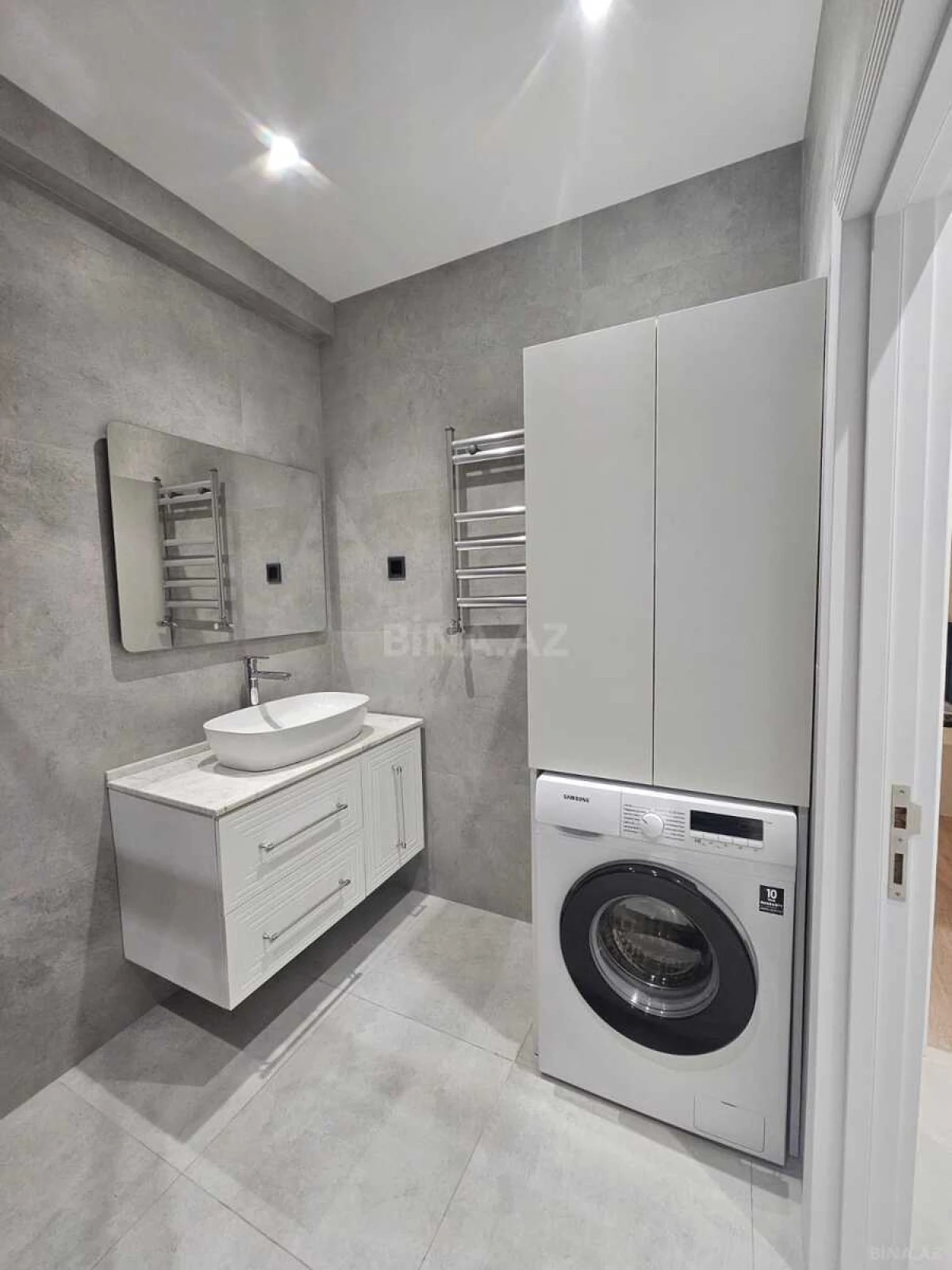 Kirayə verilir 2 otaqlı mənzil 80 m²