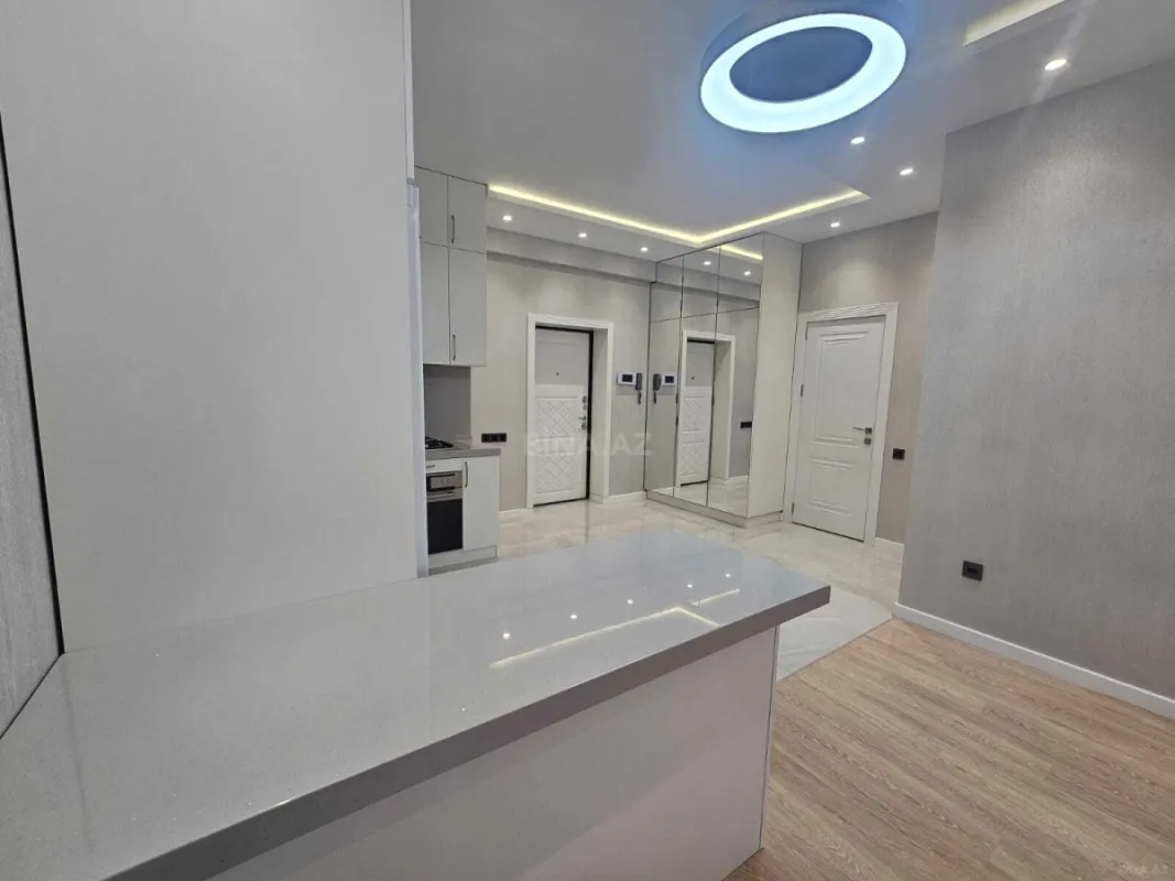 Kirayə verilir 2 otaqlı mənzil 80 m²