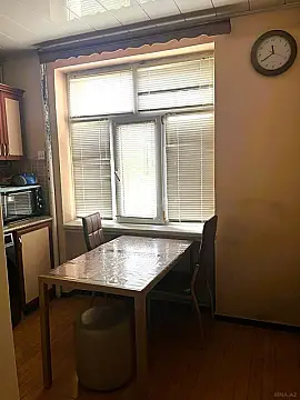 Satılır 2 otaqlı mənzil 70 m²