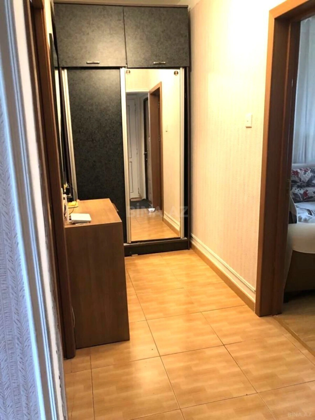 Satılır 2 otaqlı mənzil 70 m²