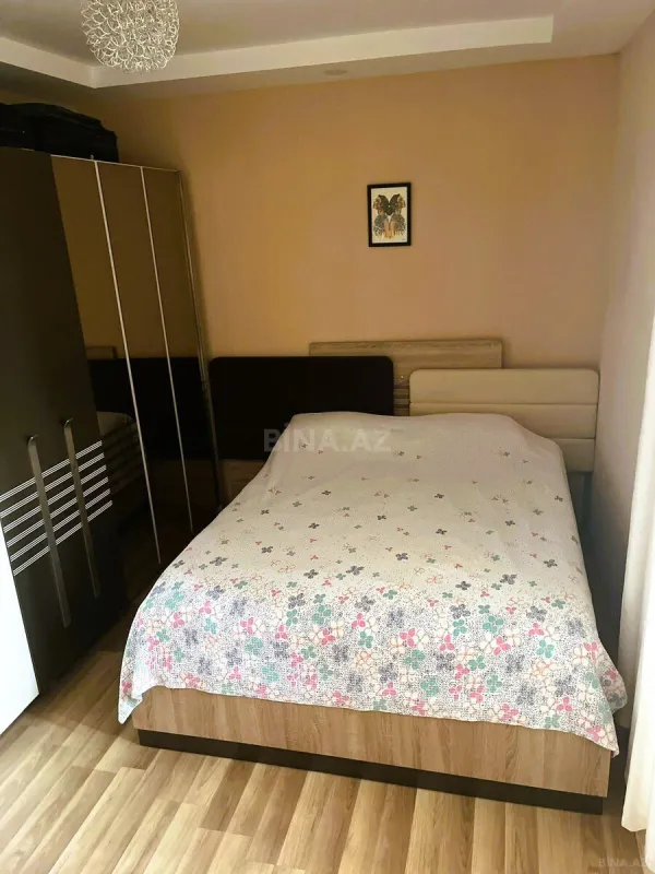 Satılır 2 otaqlı mənzil 70 m²