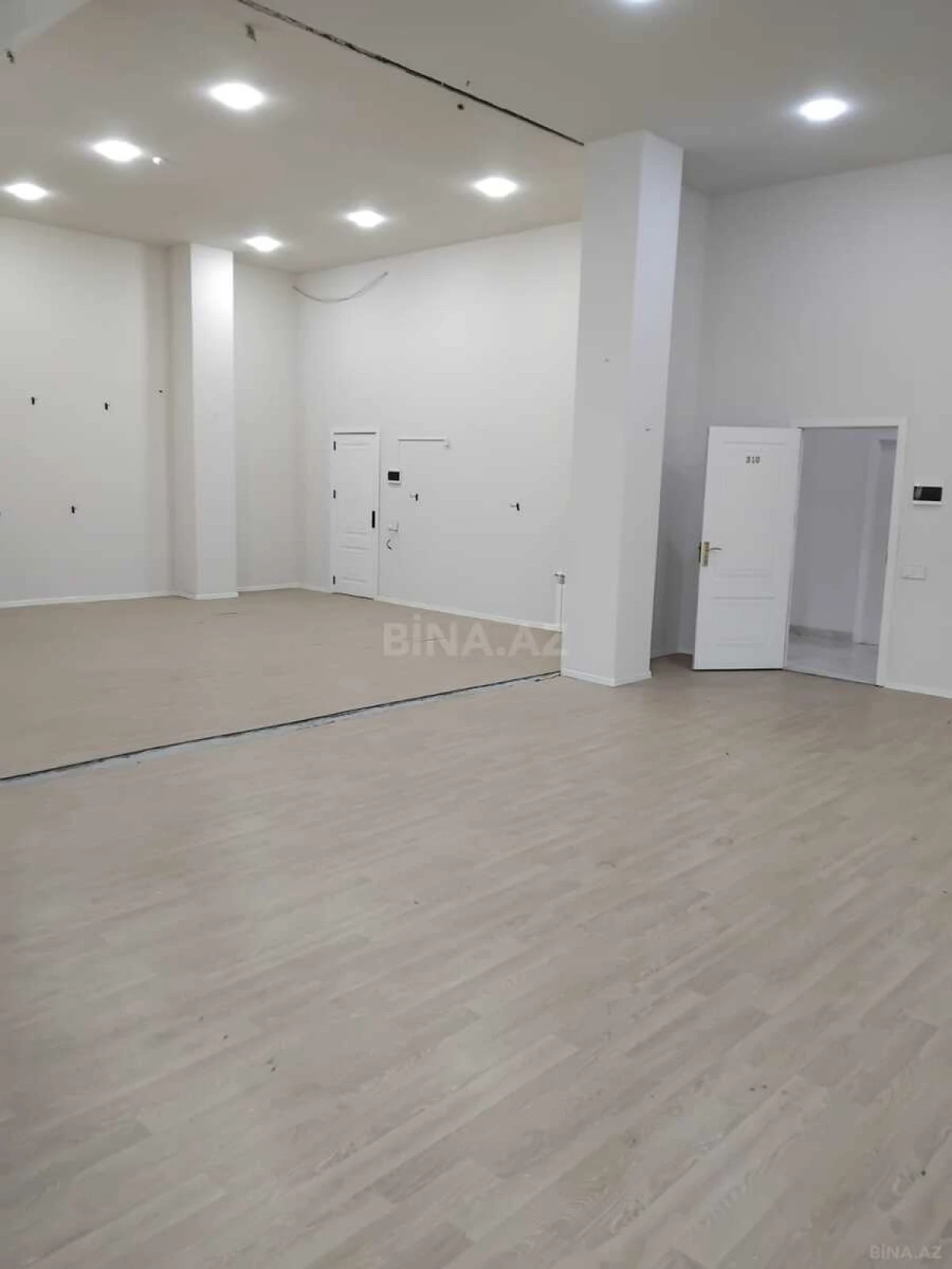 Kirayə verilir 1 otaqlı ofis 95 m²