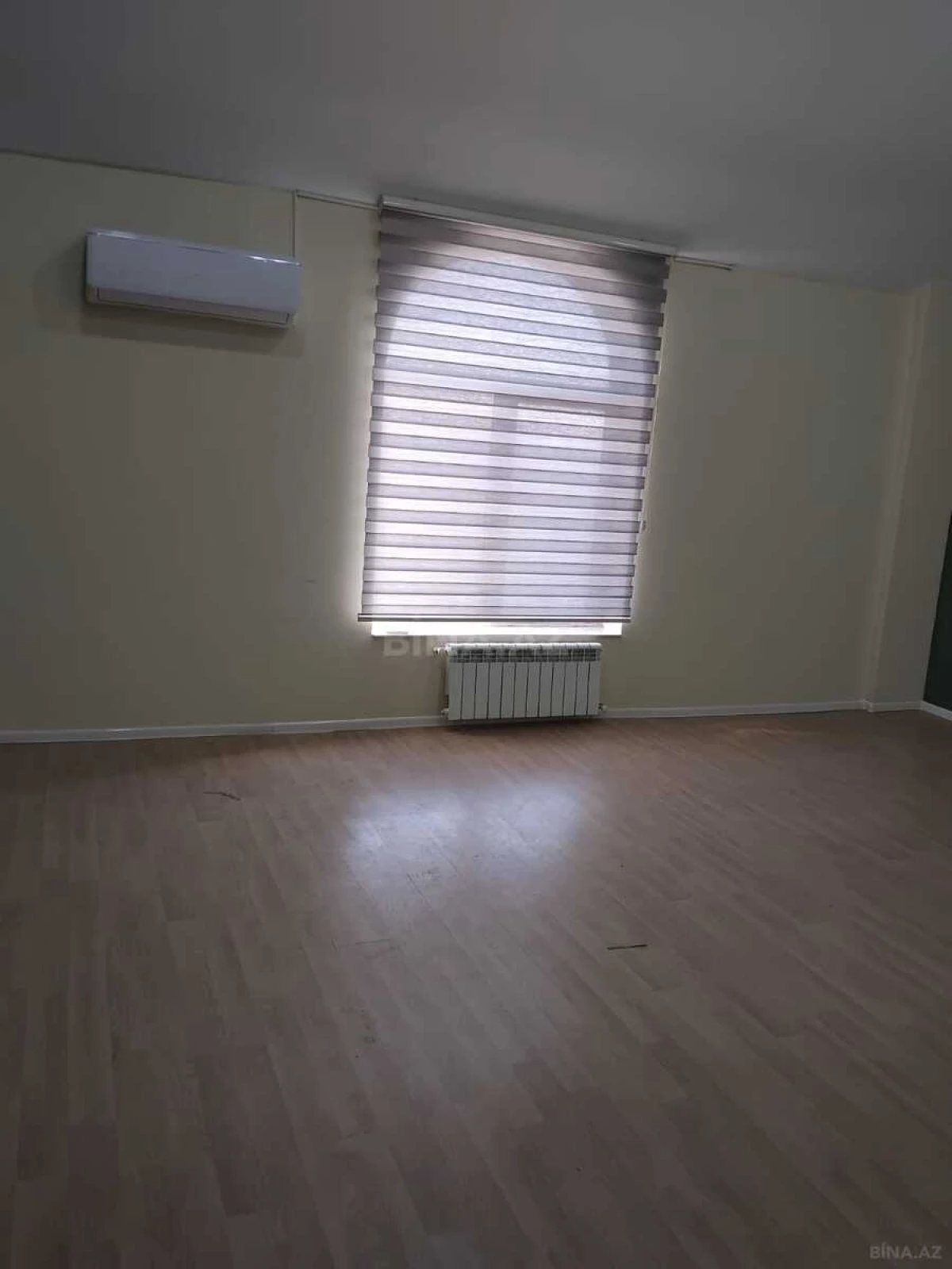 Kirayə verilir 1 otaqlı ofis 95 m²