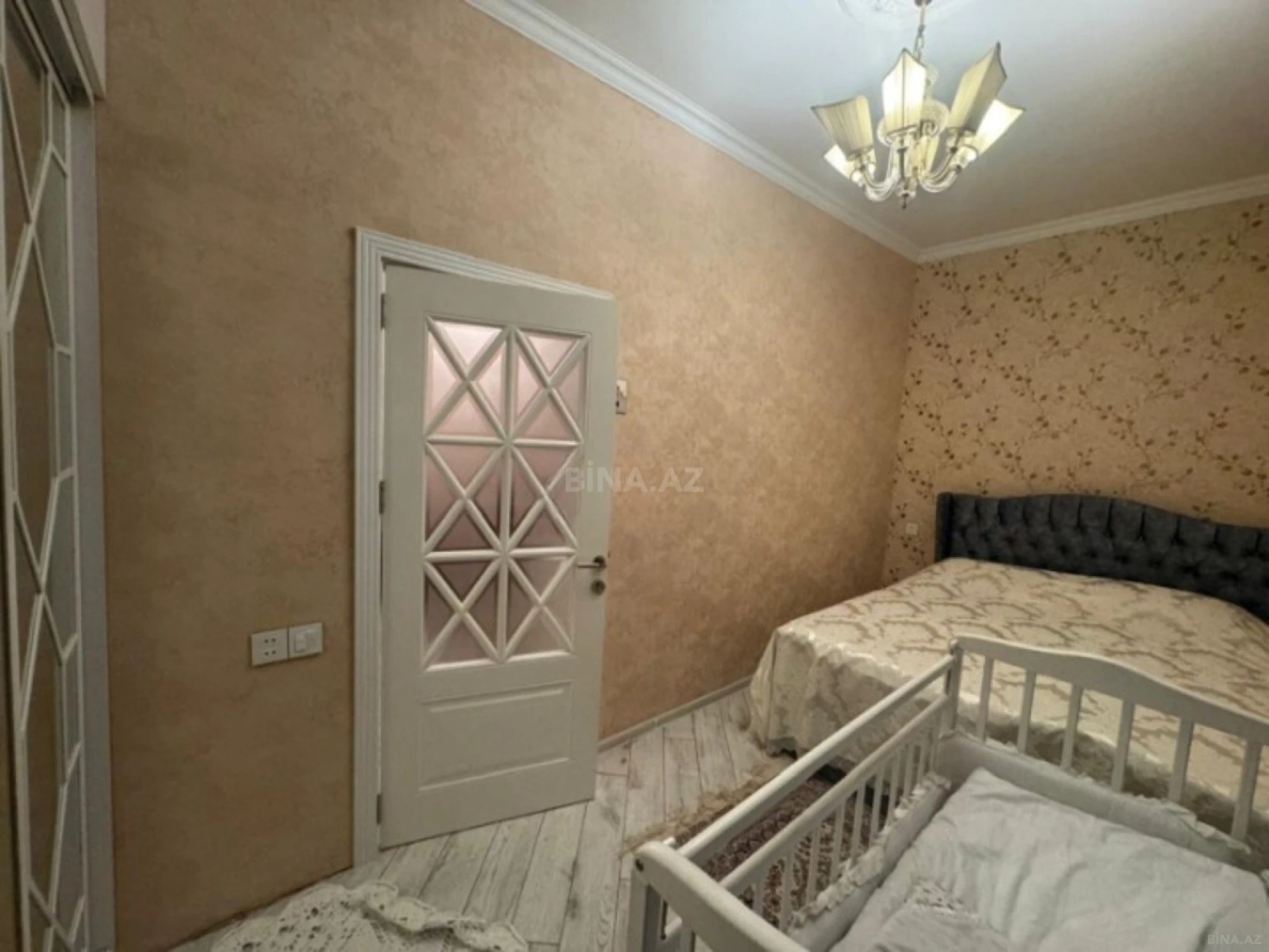 Satılır 2 otaqlı mənzil 55 m²